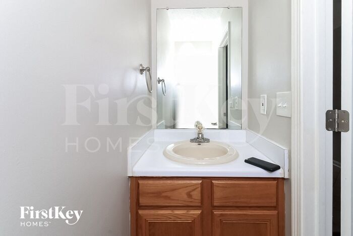 Building Photo - 1118 Summerstone Ln