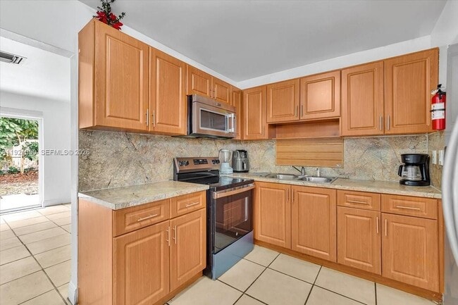 Building Photo - 4710 NW 12th St