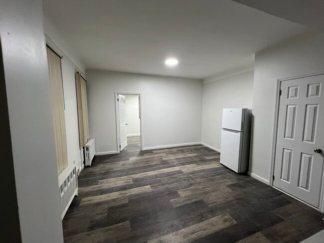 Building Photo - 85-78-78 114th St