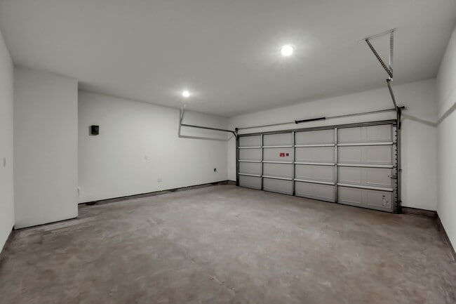 Building Photo - 15009 Ronan Dr