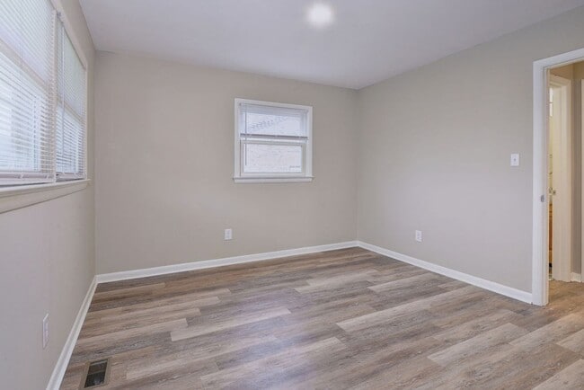 Building Photo - Nicely updated rancher!