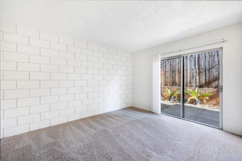 Building Photo - 34976 Ave A