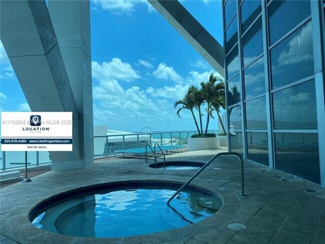 Building Photo - 888 Biscayne Blvd