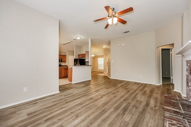 Building Photo - 1542 Reynolds St