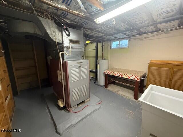 Building Photo - 41 Oakwood Dr