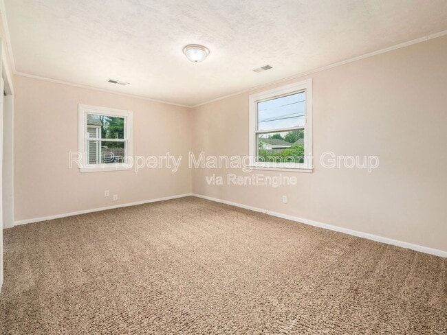 Building Photo - 4508 St Margaret Ln