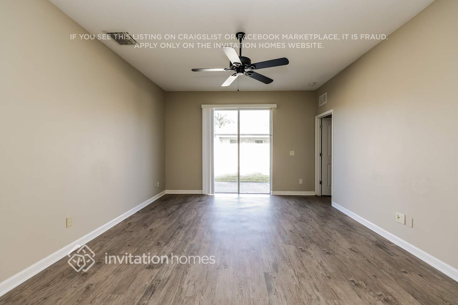 Building Photo - 11504 Village Brook Dr