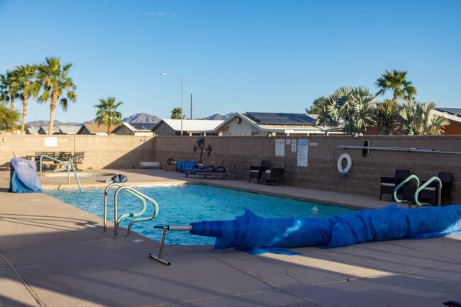 Building Photo - 9351 E 28th St