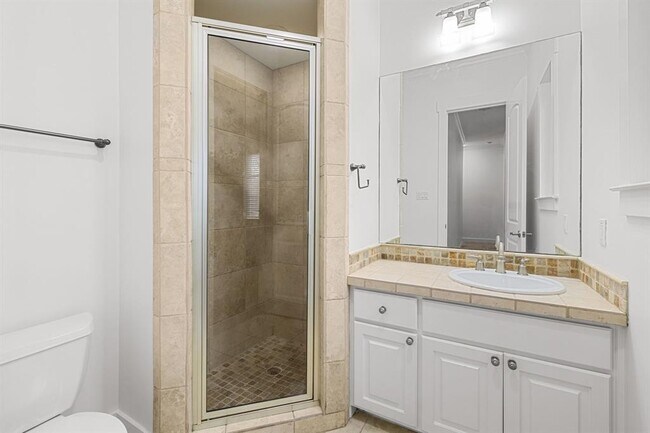 Building Photo - 1607 Chelsea Ln