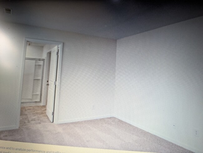 Building Photo - 7830 Moonbeam Ln