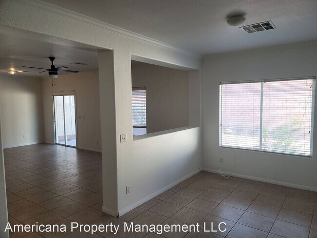 Building Photo - 4 br, 2.5 bath House - 4524 Silverado Sage...
