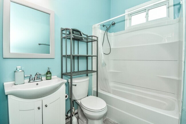 Building Photo - 56 West St