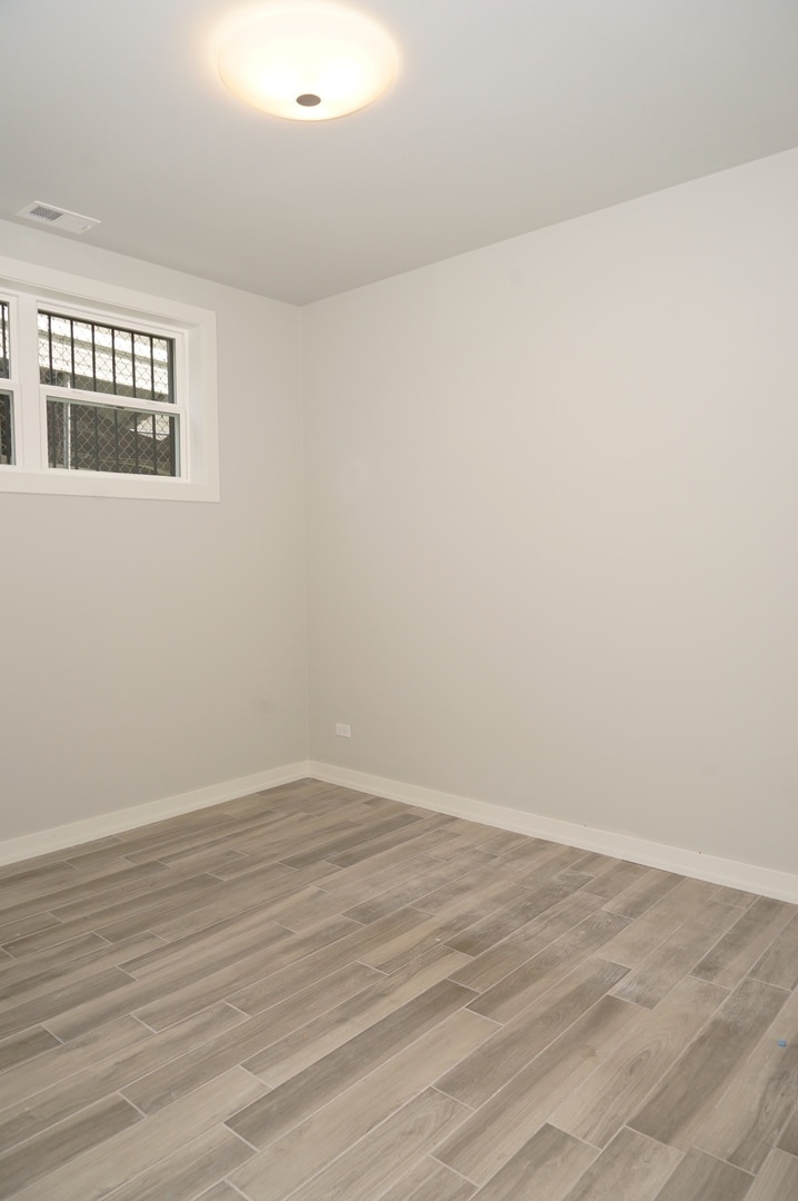 Building Photo - 6138 S University Ave