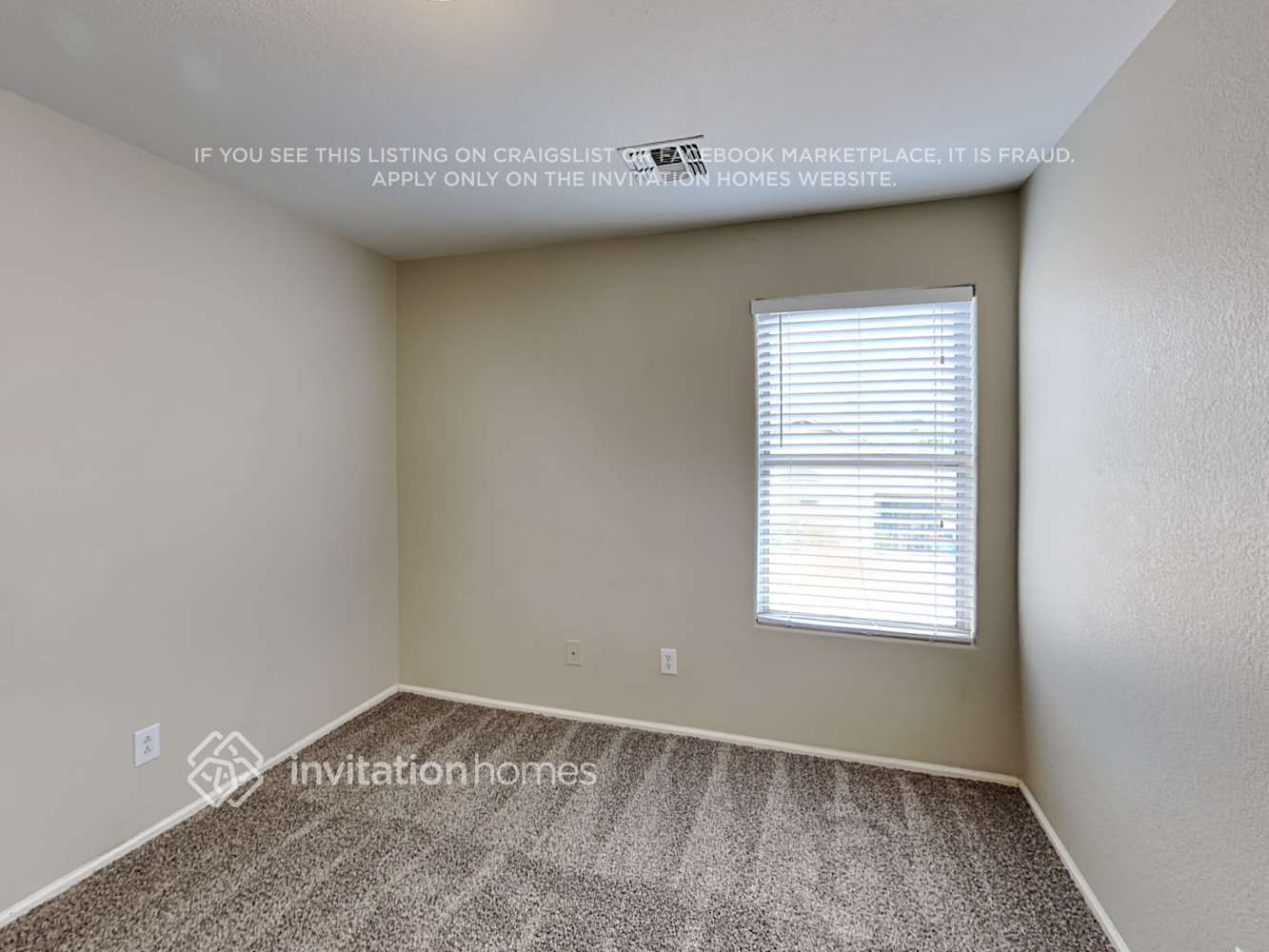 Building Photo - 16662 W Belleview St