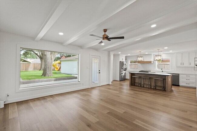 Building Photo - 1707 Imperial Crown Dr