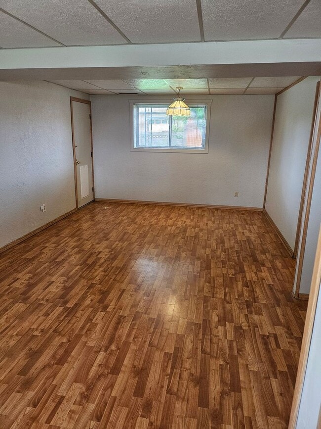 Building Photo - ALL PROSPECTIVE TENANTS MUST SUBMIT A $58 NON-REFUNDABLE APPLICATION FEE PER APPLICANT ONLINE AND...