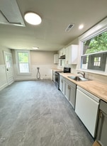 Building Photo - 305 Willard St