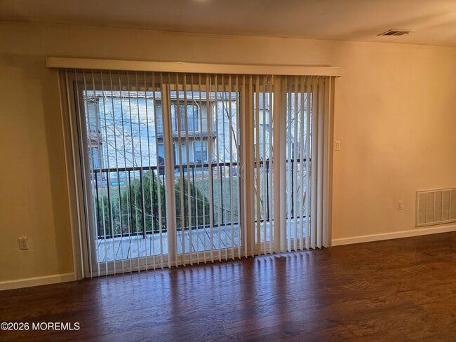 Building Photo - 5 Claridge Ct