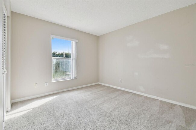 Building Photo - 10039 Cedar Dune Dr