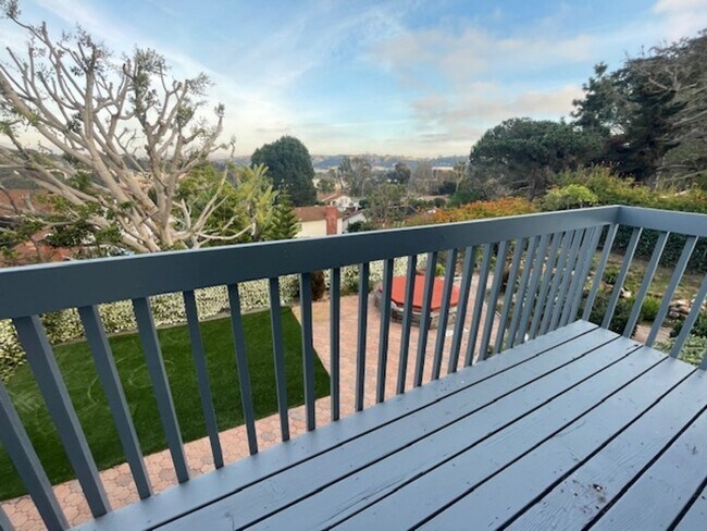 Building Photo - 13161 Shalimar Pl