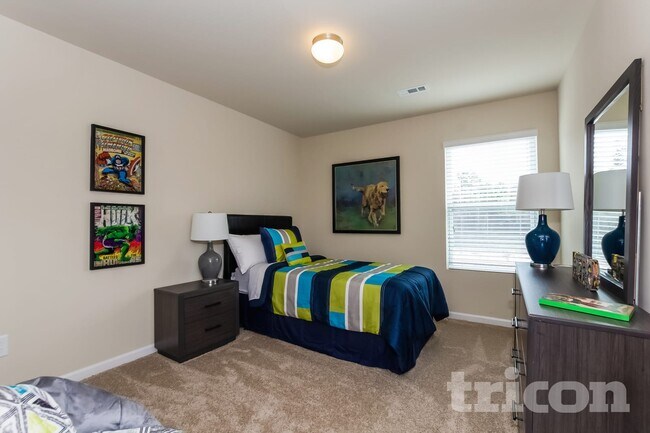 Building Photo - 2035 Aragon Lane