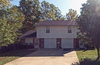 Building Photo - 409 Hutton Ln