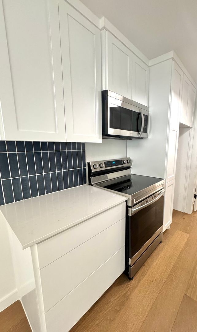 Building Photo - Remodeled Condo 2 Blocks to St. David's Me...