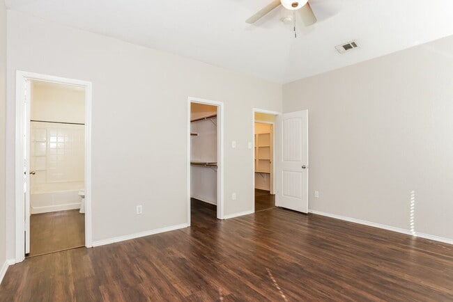 Building Photo - 412 San Lucas Dr