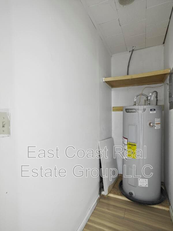 Building Photo - 528 Hack Wilson Way