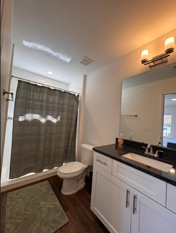 Building Photo - Ask us how to get FREE RENT!