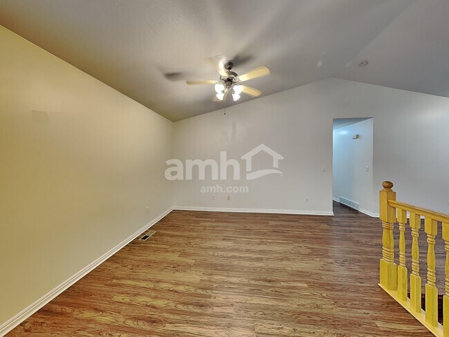 Building Photo - 3354 W 500 N