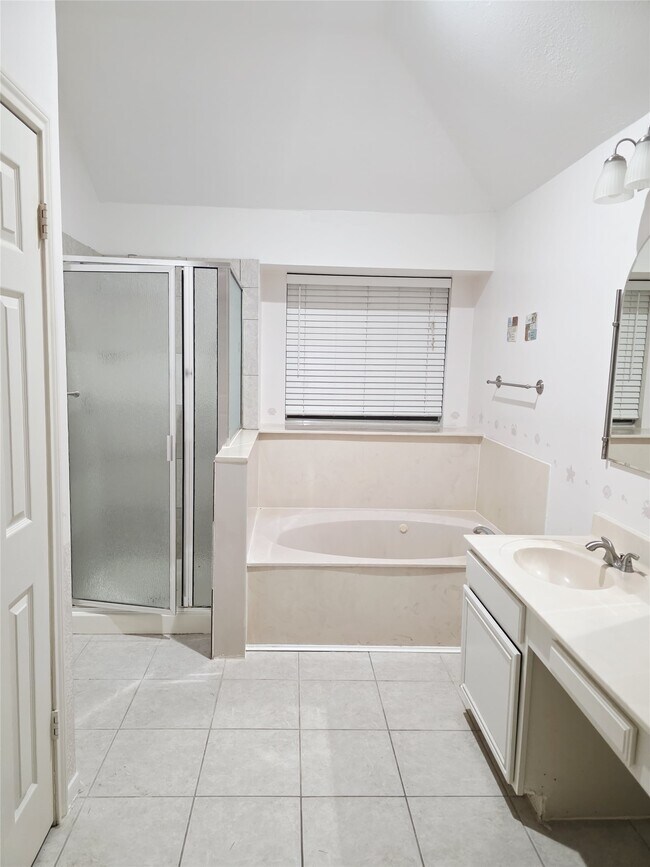 Building Photo - 506 Birch Hill Dr