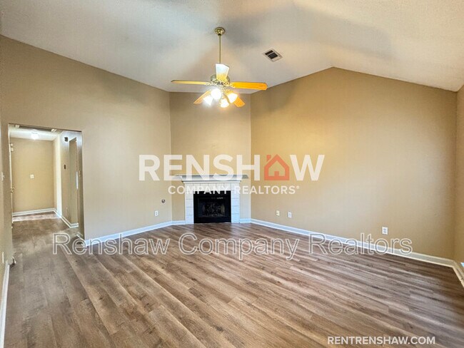 Building Photo - 9289 Grove Manor Dr
