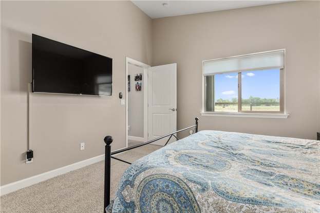 Building Photo - 655 Catala Wy