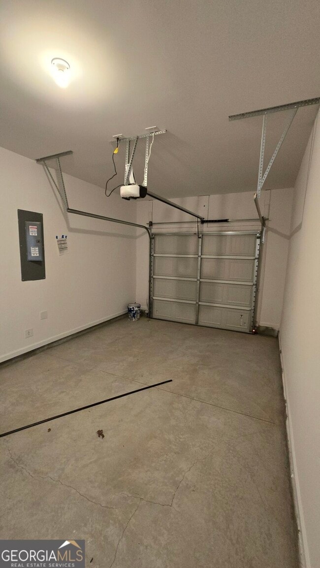 Building Photo - 209 Kenoot Dr