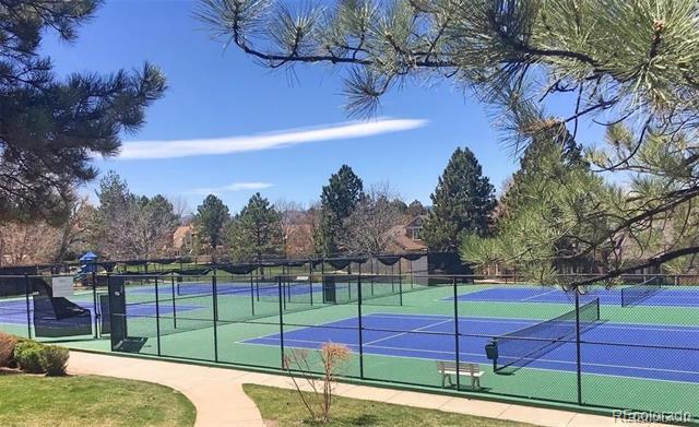 Building Photo - 2901 W Long Dr