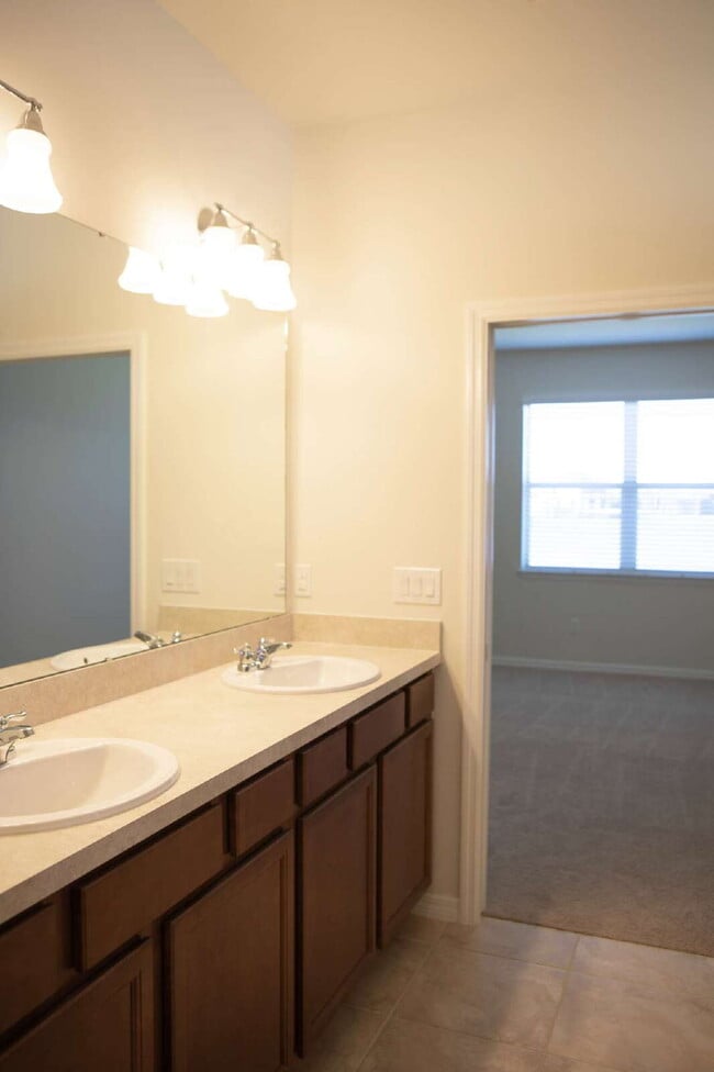 Building Photo - 6217 Kenava Lp
