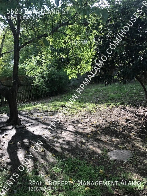 Building Photo - 5523 Rangeland St