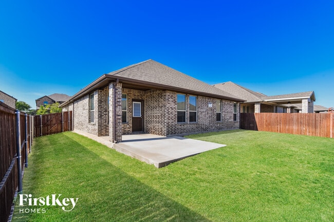 Building Photo - 4041 Honeyapple Way