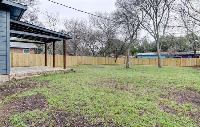 Building Photo - 4707 Menchaca Rd