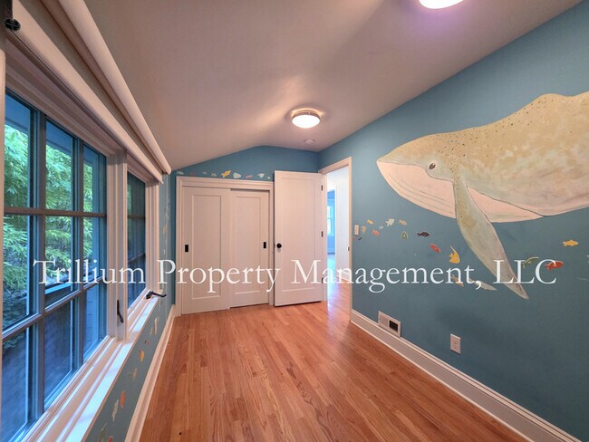 Building Photo - 2665 SW Brae Mar Ct