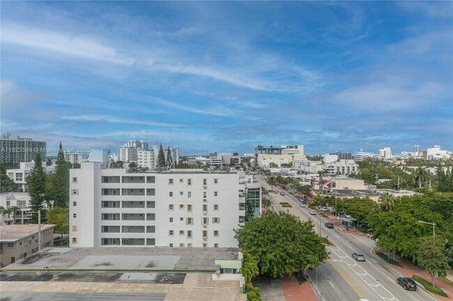 Building Photo - 1300 Alton Rd