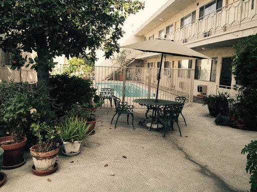 Building Photo - 4901 Laurel Canyon Blvd