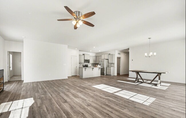 Building Photo - 6705 Hardwick Ln