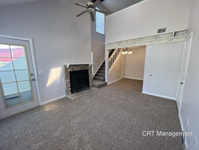 Building Photo - Beautiful 2 Bedroom, 2 Bathroom Condo in S...