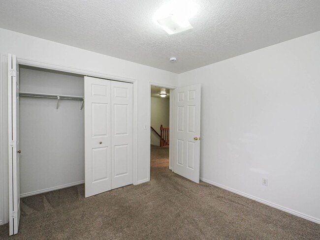 Building Photo - Charming 3-Bed, 2-Bath Home in Prime Ameri...