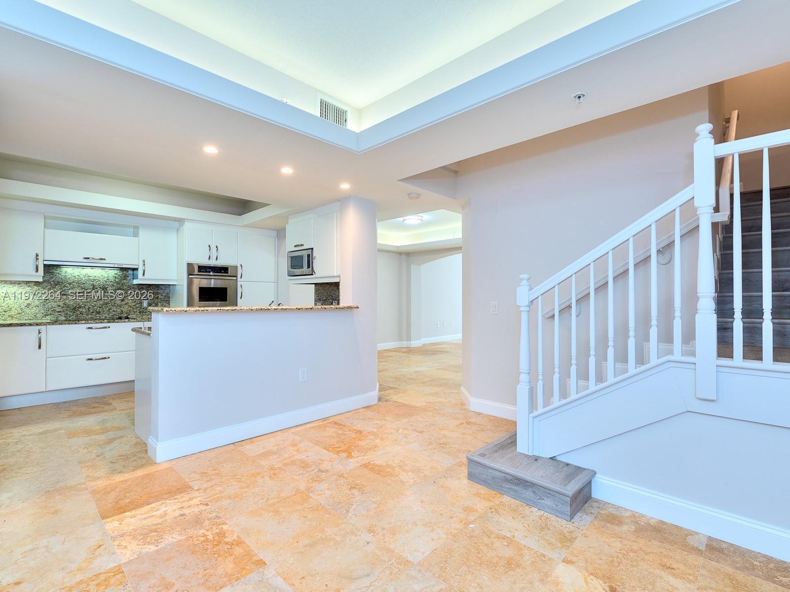 Building Photo - 2051 SE 3rd St