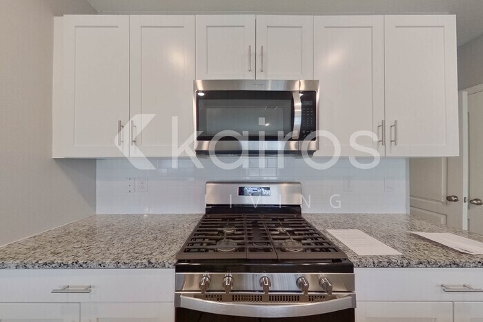 Building Photo - 32158 Katelin Cir