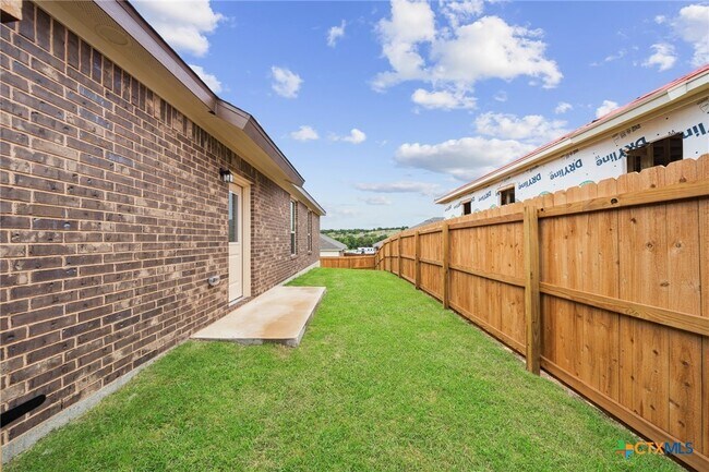 Building Photo - 101 Leon Ln