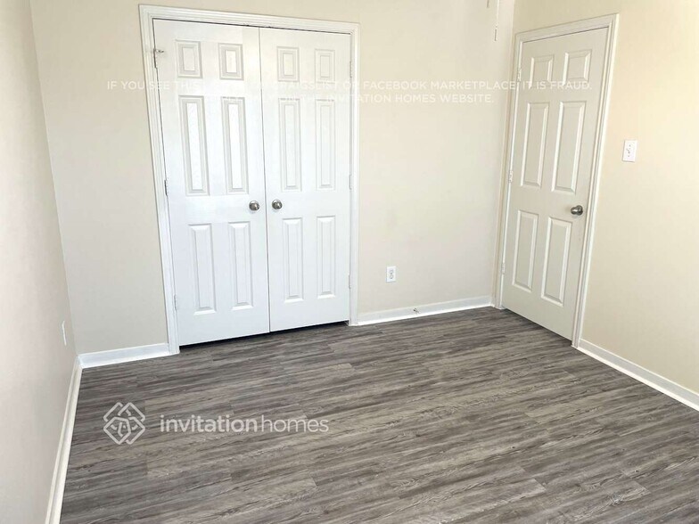 Building Photo - 1411 Baychester Ln